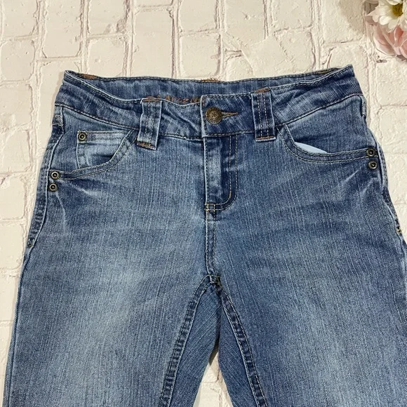 🌸 Arizona Jean Company Flared Peace Denim - Picture 2 of 5